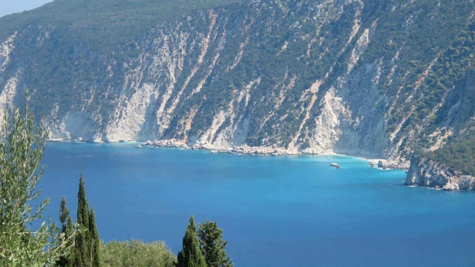 Hotel Nostos Frikes Luaran gambar