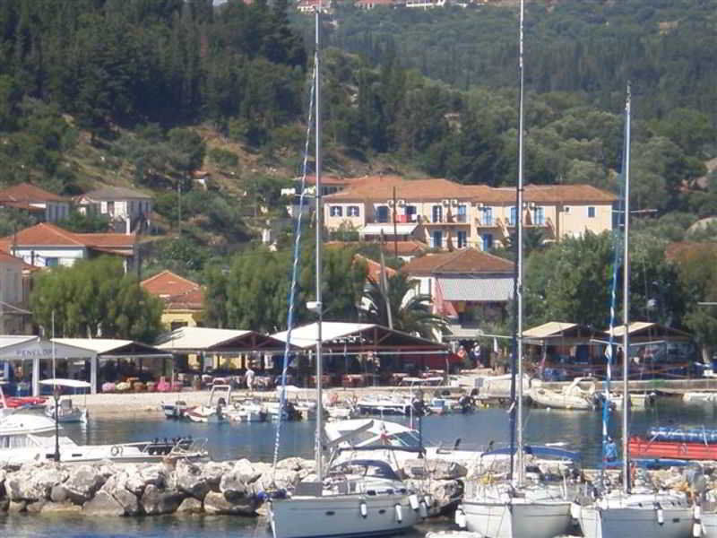 Hotel Nostos Frikes Luaran gambar